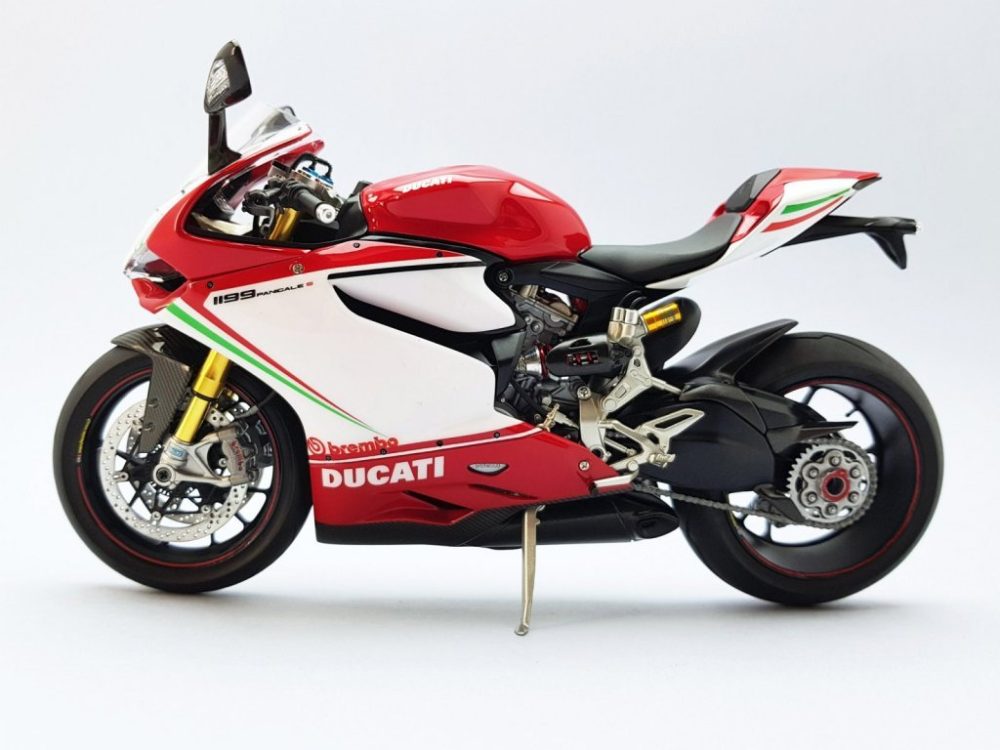 Ducati Panigale 1199 aceleración y velocidad máxima