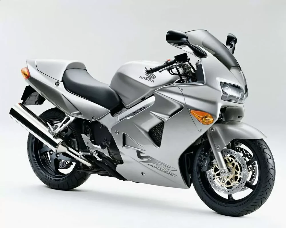 Honda VFR800 Aceleración y Velocidad Máxima