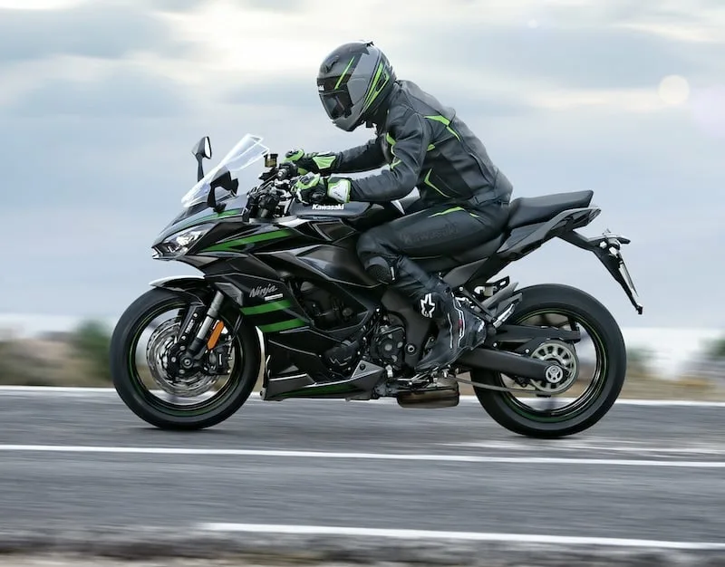 Kawasaki Ninja 1000SX Velocidad Máxima