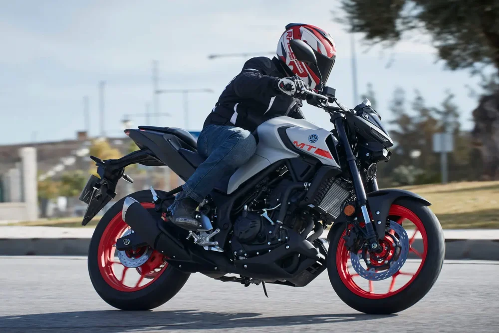 Yamaha MT-03 aceleración